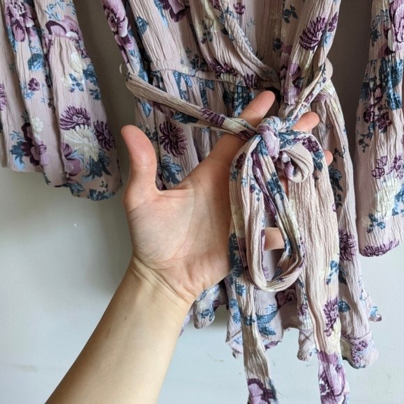 American Eagle Pink Floral Long Bell Sleeve Romper - Picture 6 of 7